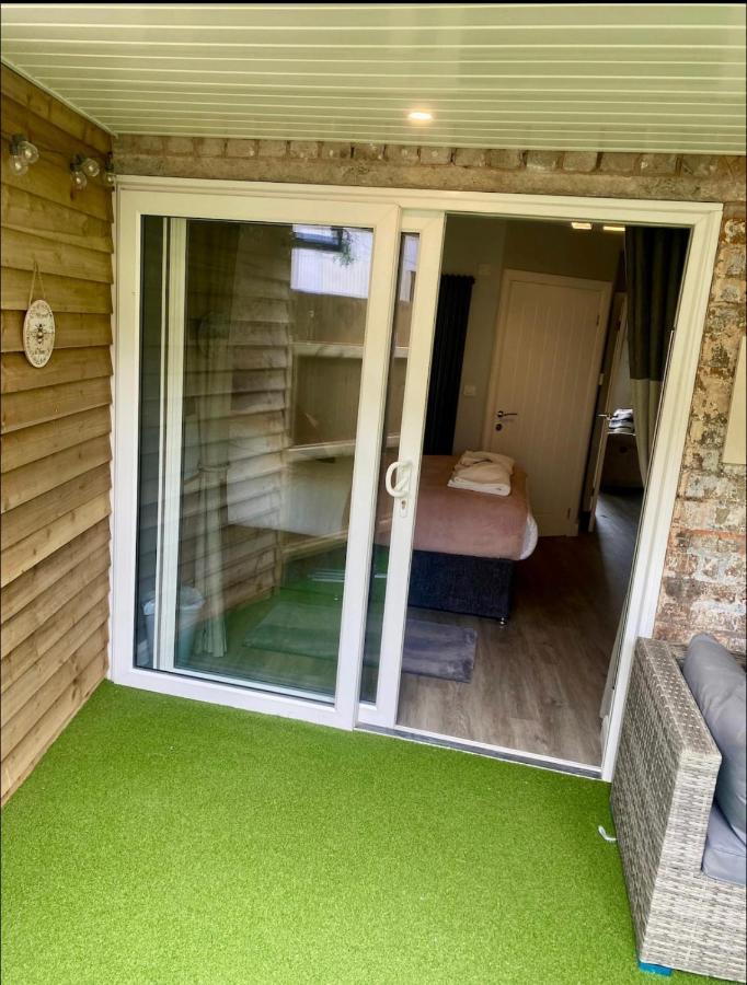 Poppy'S Place Llandudno Junction Exteriér fotografie